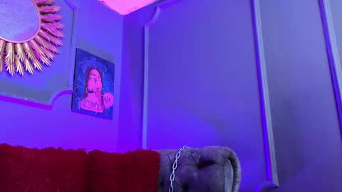 Snapshot of julieta_russell chatting on February 19, 2025, 3:05 pm Julieta online show from February 19, 2025, 3:05 pm
