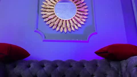 Snapshot of julieta_russell chatting on February 20, 2025, 6:24 pm Julieta online show from February 20, 2025, 6:24 pm