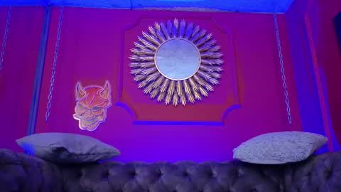  Julieta  online show from March 18, 2026, 12:08 pm