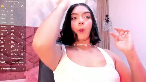 Julieta  online show from April 28, 2026, 3:06 pm