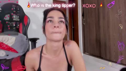 serafelle online show from January 15, 2025, 2:49 am