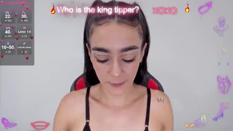 serafelle online show from September 13, 2025, 9:58 pm