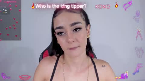 serafelle online show from October 20, 2025, 6:52 pm