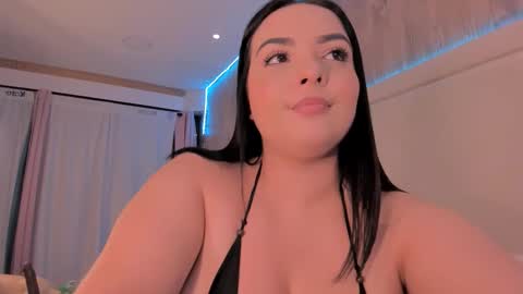 Julieta Vargas online show from October 8, 2025, 1:31 pm