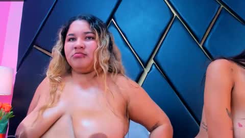 Juliethe online show from October 22, 2025, 4:46 am