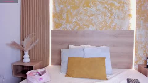 Snapshot of julietta_pink chatting on February 19, 2026, 11:39 am Julieta online show from February 19, 2026, 11:39 am