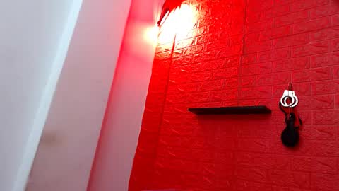 juliette18rose online show from February 8, 2026, 7:28 pm