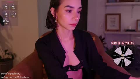 Snapshot of juliette_dee chatting on January 24, 2025, 9:15 pm Juliette Dee online show from January 24, 2025, 9:15 pm
