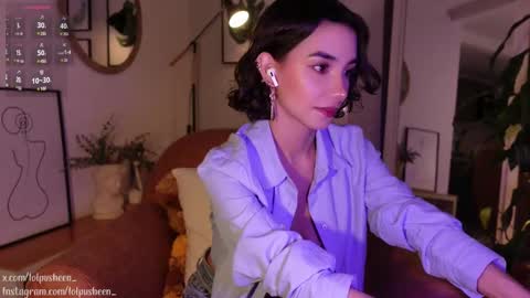 Snapshot of juliette_dee chatting on February 12, 2025, 9:33 pm Juliette Dee online show from February 12, 2025, 9:33 pm