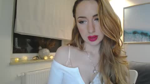 JulietteSensual online show from February 16, 2025, 7:38 pm