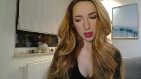JulietteSensual online show from March 7, 2025, 4:22 pm