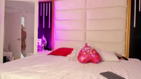 Juli online show from March 3, 2026, 1:06 pm