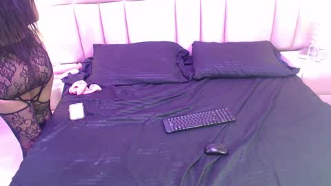 Snapshot of julitpink chatting on October 4, 2025, 11:41 am julitpink online show from October 4, 2025, 11:41 am