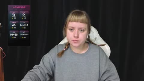 June online show from December 3, 2025, 8:00 am