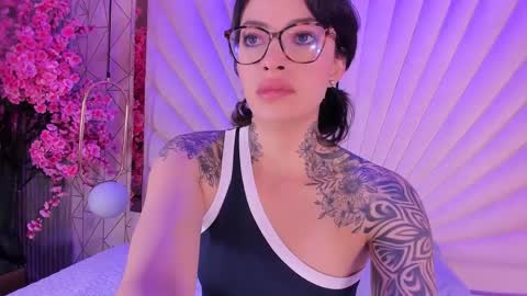 Snapshot of junecollins chatting on May 12, 2026, 1:08 pm junecollins online show from May 12, 2026, 1:08 pm