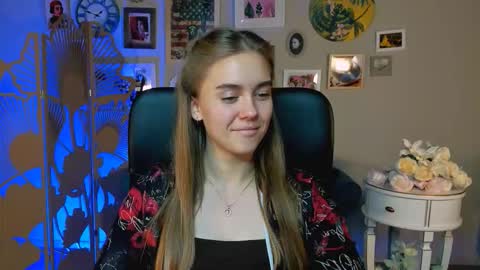 Snapshot of junewoods chatting on November 25, 2025, 5:18 am junewoods online show from November 25, 2025, 5:18 am