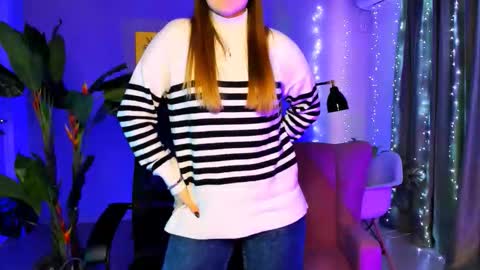 Snapshot of junewoods chatting on December 15, 2025, 6:28 am junewoods online show from December 15, 2025, 6:28 am