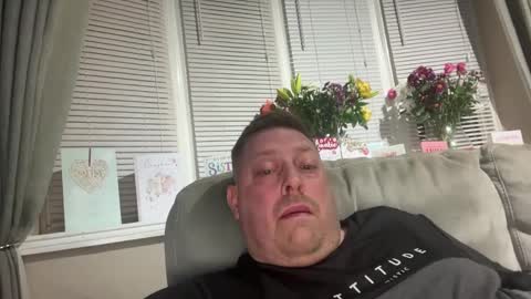 Junky online show from February 3, 2025, 7:52 pm