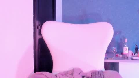 Snapshot of junosomnum chatting on March 1, 2025, 11:06 am junosomnum online show from March 1, 2025, 11:06 am