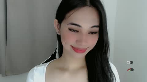 Julia online show from January 3, 2025, 12:30 pm