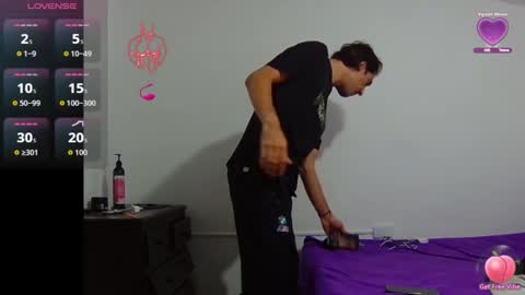 jupiter_3333 online show from March 19, 2026, 10:19 am