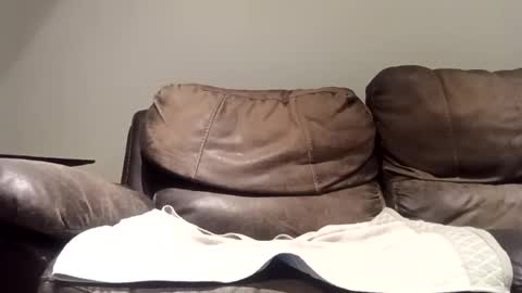 jus4u44 online show from January 28, 2025, 1:05 pm