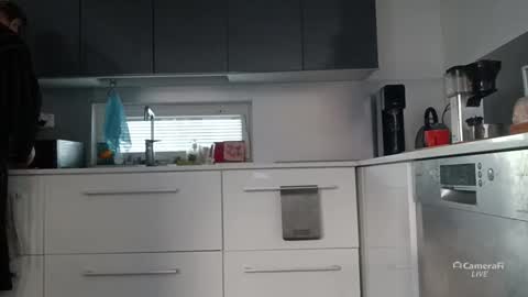 Snapshot of jusahki chatting on February 8, 2026, 7:34 am jusahki online show from February 8, 2026, 7:34 am