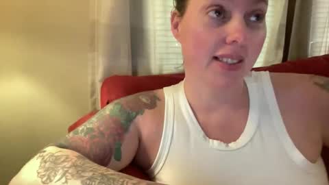 Snapshot of just4you101 chatting on March 4, 2026, 9:10 pm Flirty influncer online show from March 4, 2026, 9:10 pm