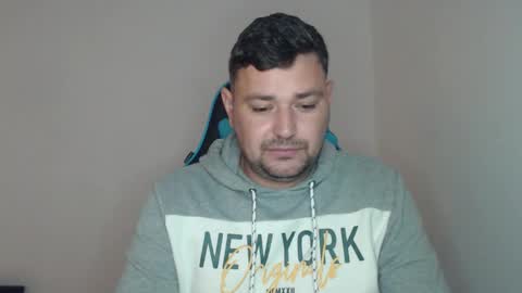 Alex online show from November 12, 2025, 11:21 am