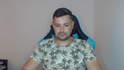 Alex online show from June 8, 2026, 11:32 am