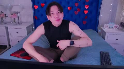 just_gay_ online show from February 26, 2025, 1:52 pm