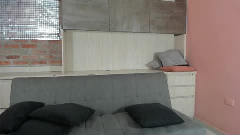 danny black top 19 years and sophie blonde girl  19 years the boy is Max online show from January 16, 2026, 8:35 pm