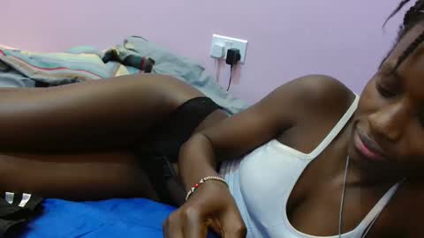 Snapshot of just_isla chatting on January 14, 2026, 2:55 pm Sexy Isla online show from January 14, 2026, 2:55 pm