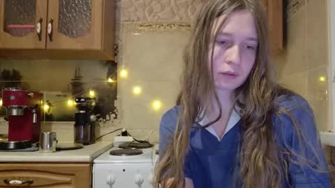 just_k1tty online show from October 22, 2025, 7:24 pm