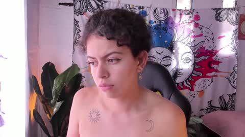 Snapshot of just_katiex chatting on February 8, 2025, 4:47 pm Sofia online show from February 8, 2025, 4:47 pm