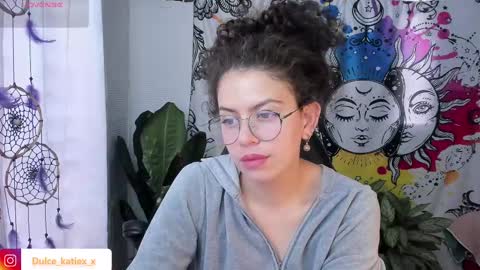 Snapshot of just_katiex chatting on February 12, 2025, 10:37 pm Sofia online show from February 12, 2025, 10:37 pm