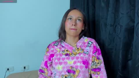 Soffy  online show from December 4, 2024, 11:13 pm