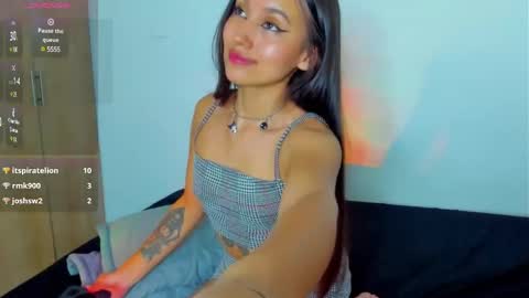 Soffy  online show from February 9, 2025, 4:36 am