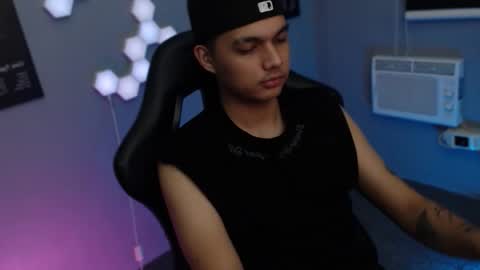 Snapshot of justagamerxxx chatting on October 12, 2025, 3:44 pm Rhys online show from October 12, 2025, 3:44 pm