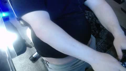 Snapshot of justchillinhey5776 chatting on October 17, 2025, 1:09 am Rick online show from October 17, 2025, 1:09 am