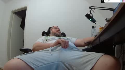 Snapshot of justflo chatting on May 20, 2026, 7:09 pm Just Flo --- online show from May 20, 2026, 7:09 pm
