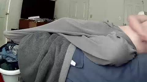 justforfun04277 online show from March 2, 2025, 9:32 pm