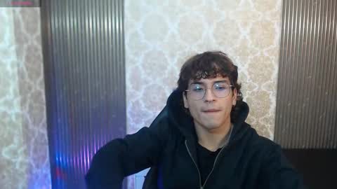 Snapshot of justin_tay1 chatting on February 25, 2026, 3:05 am justin online show from February 25, 2026, 3:05 am