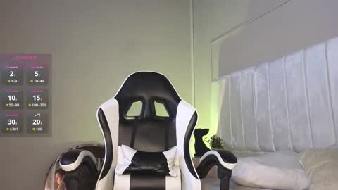 Justin  online show from October 21, 2025, 2:56 am