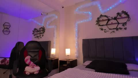 Justin online show from November 5, 2025, 11:21 am