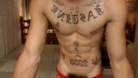 justine_hunk online show from November 14, 2025, 5:06 am