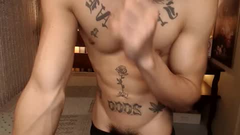 Snapshot of justine_hunk chatting on February 5, 2026, 4:55 pm justine_hunk online show from February 5, 2026, 4:55 pm