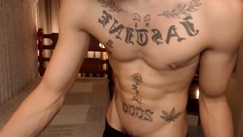 Snapshot of justine_hunk chatting on February 16, 2026, 5:42 pm justine_hunk online show from February 16, 2026, 5:42 pm