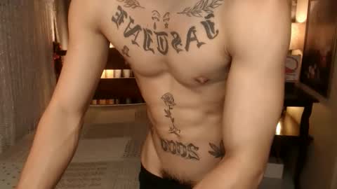 Snapshot of justine_hunk chatting on February 24, 2026, 2:15 pm justine_hunk online show from February 24, 2026, 2:15 pm