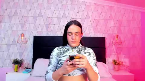 Snapshot of justineperry chatting on May 24, 2026, 3:55 am Justine online show from May 24, 2026, 3:55 am